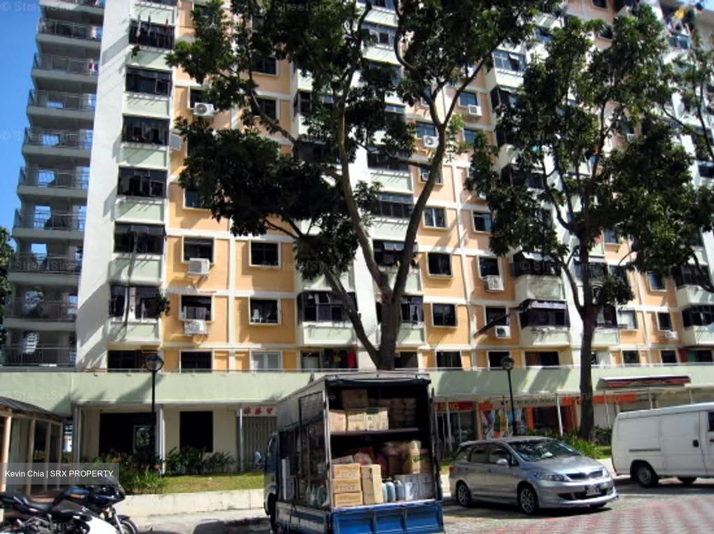 Rumah Tinggi View (D3), Shop House #619968641